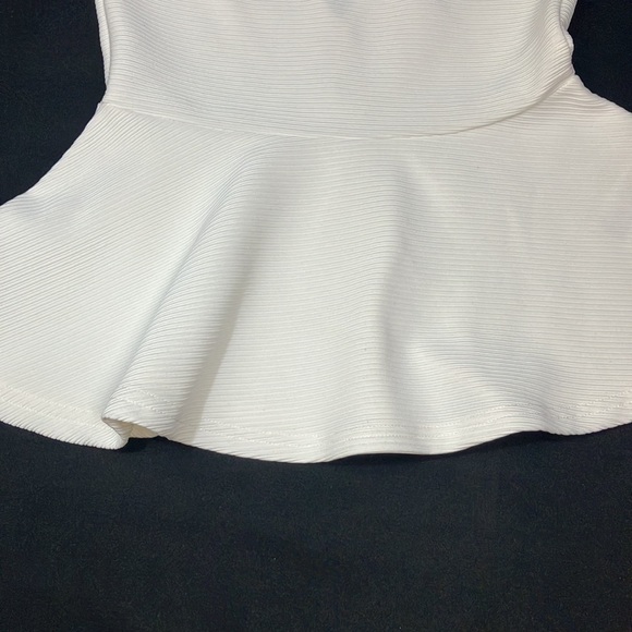H&M Divided white peplum top woman’s size xtra small - Picture 3 of 8